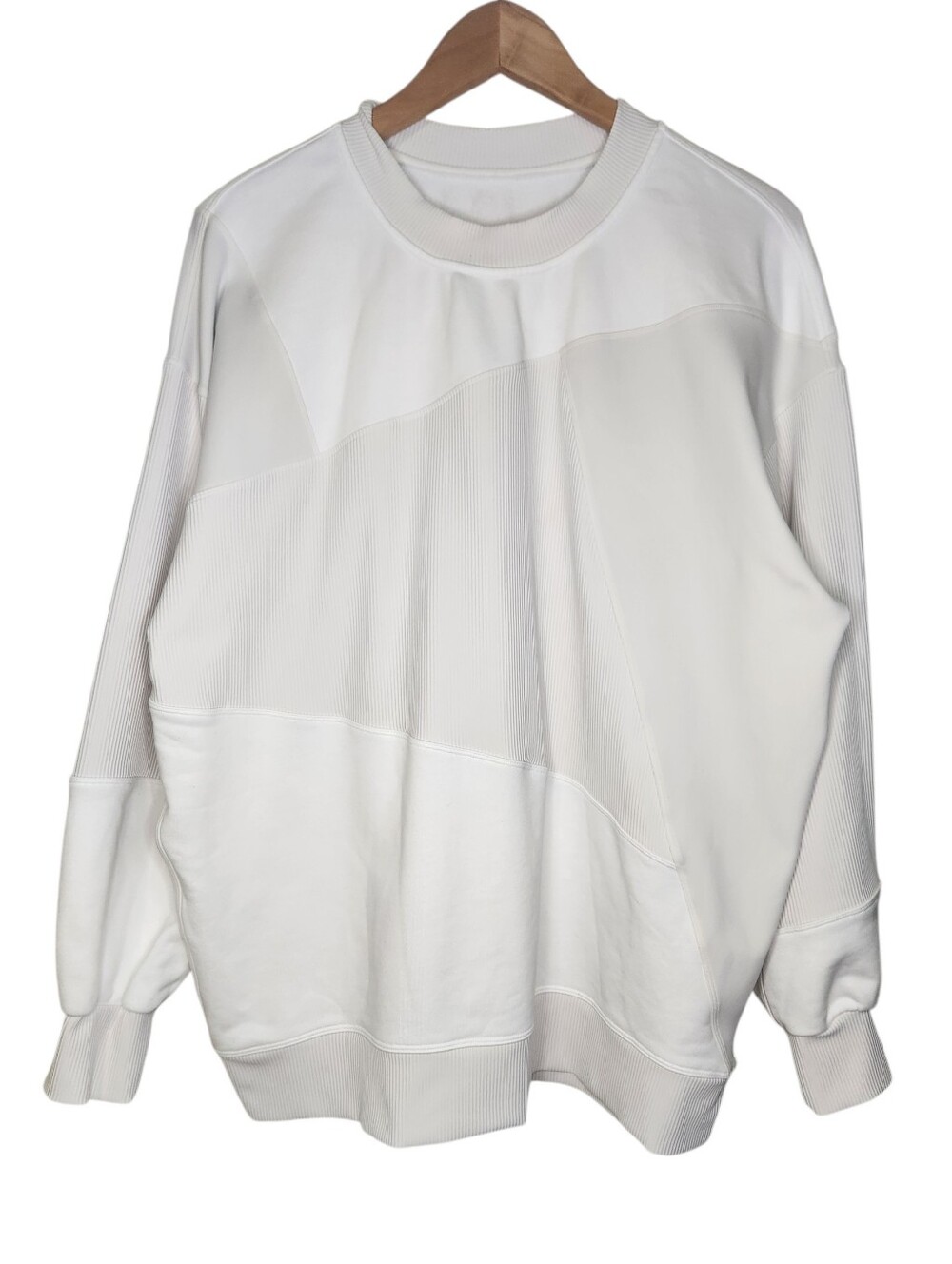 Lululemon Perfectly Oversized Crew Sweatshirt White Rose Gold Logo W3CQAS